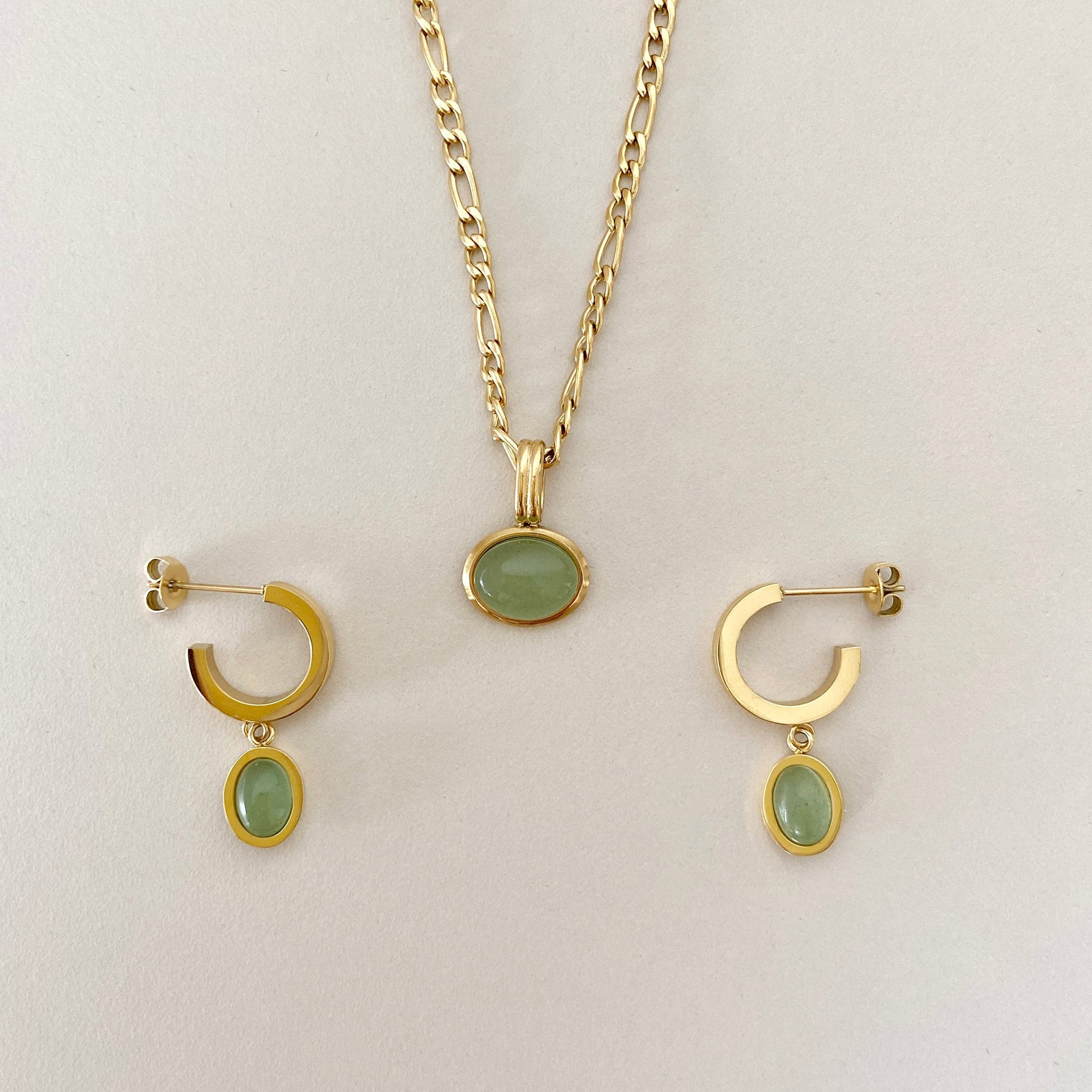 Emerald Green Pendant Necklace & Earrings Set - toutjewellery