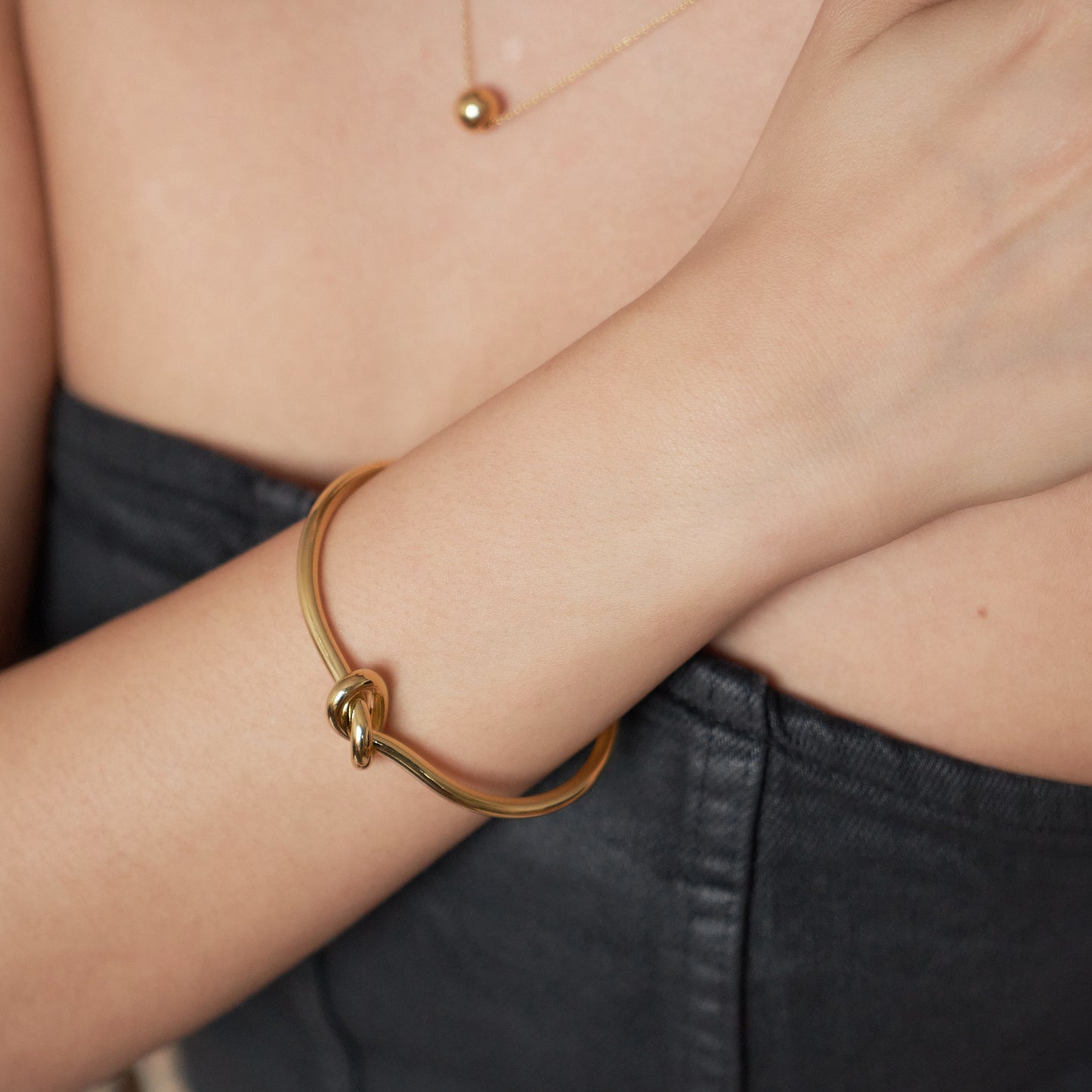 Knot Bangle Bracelet in Gold - toutjewellery