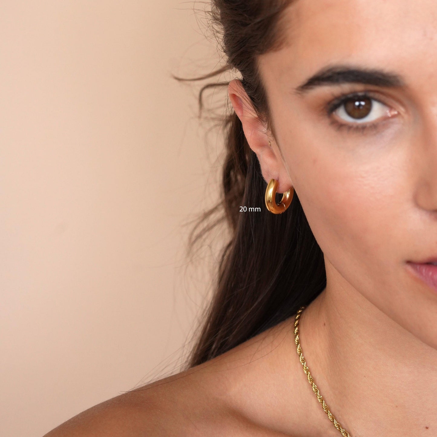 Essential Chubby Hoop Earrings in Gold - toutjewellery