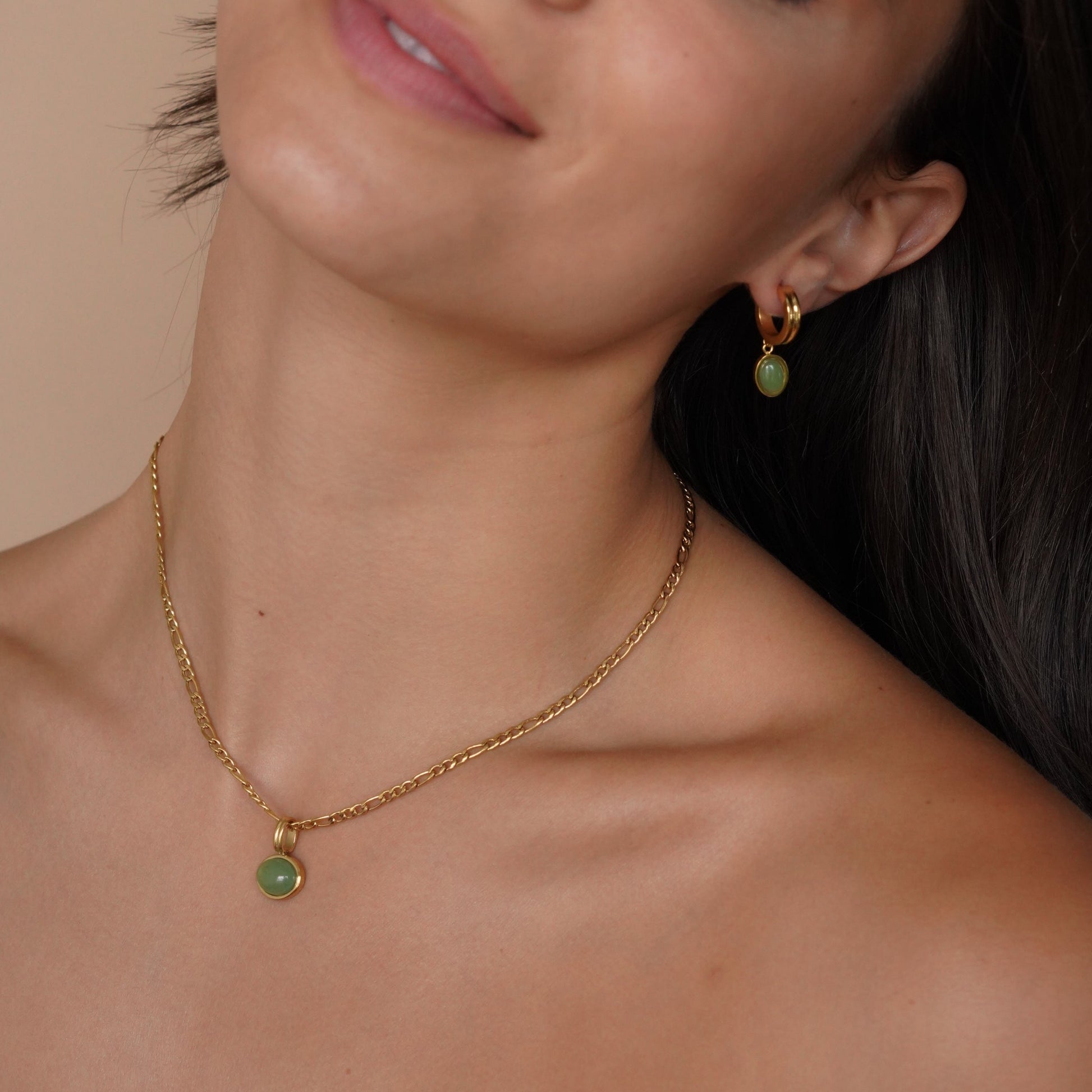 Emerald Green Pendant Necklace & Earrings Set - toutjewellery