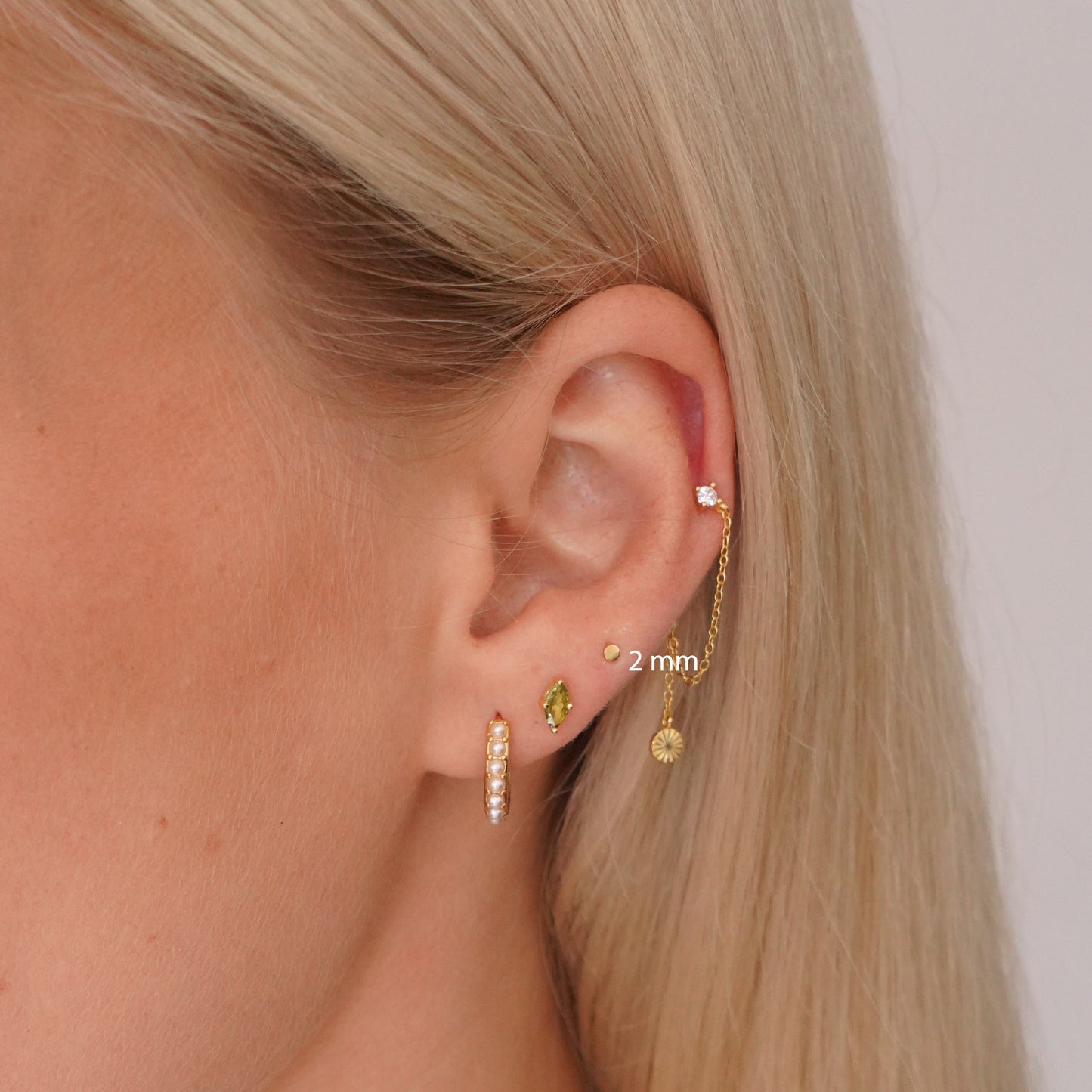 Small Disc Stud Earrings in Gold - toutjewellery